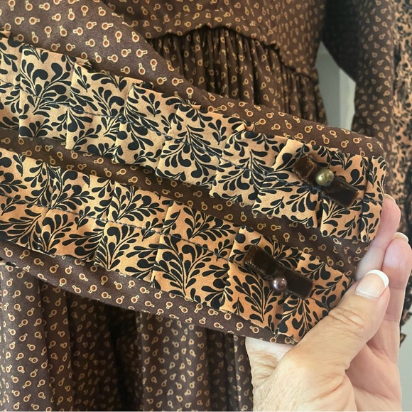 Civil War reenactment, professional plays, antebellum, high school plays. Large - Picture 5 of 16